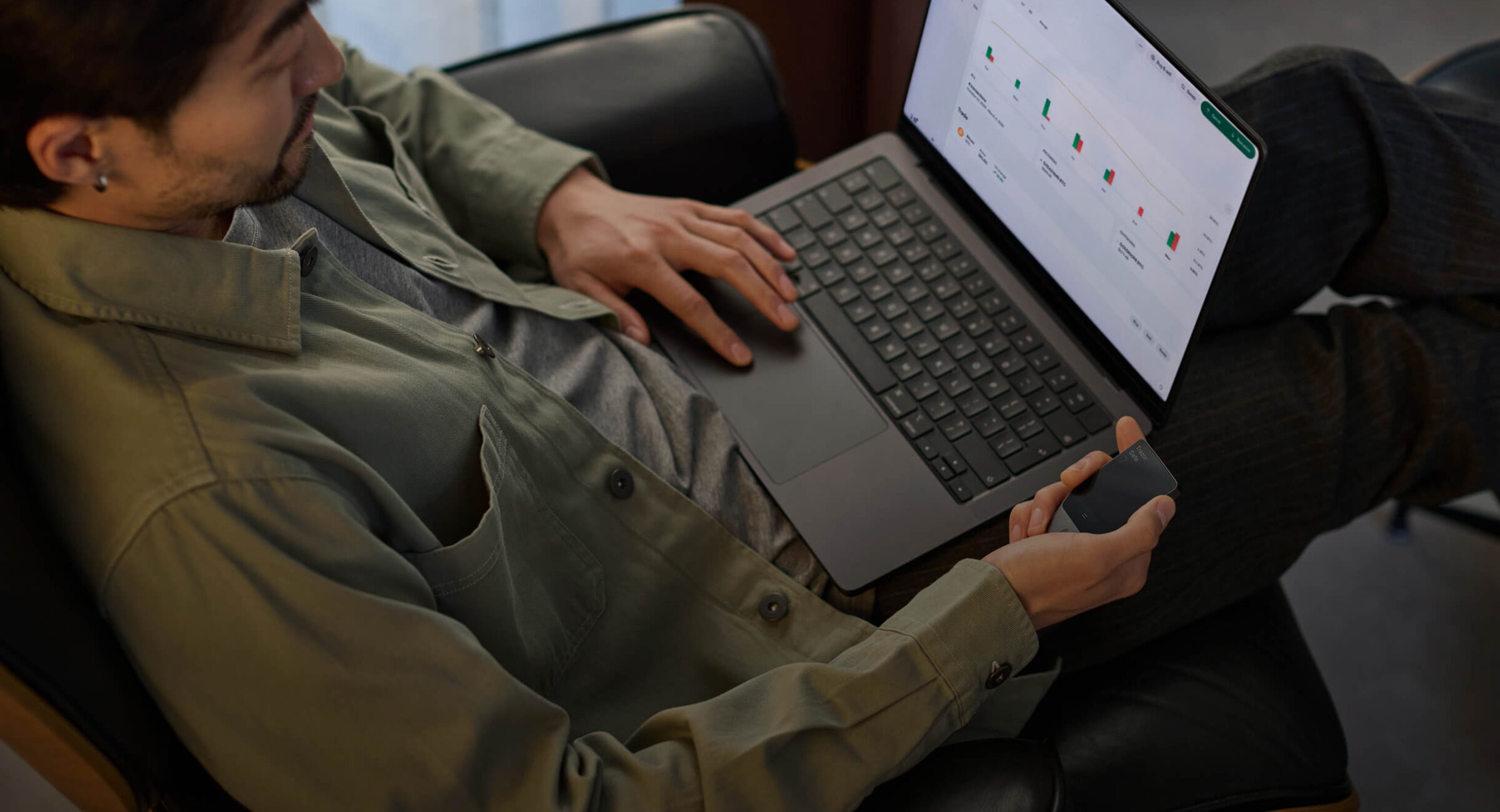 ecosystem01OrangeDesktop.7af1056b Trezor Safe 7